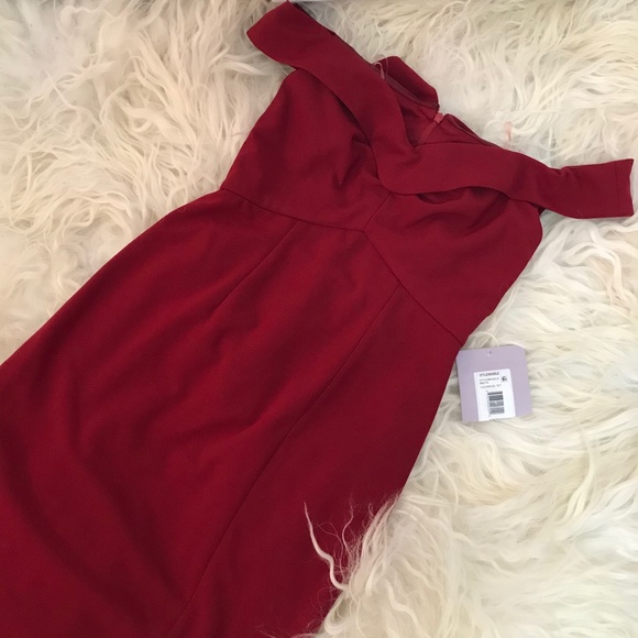 JS COLLECTIONS Off-The-Shoulder Sheath Dress - Picture 5 of 7